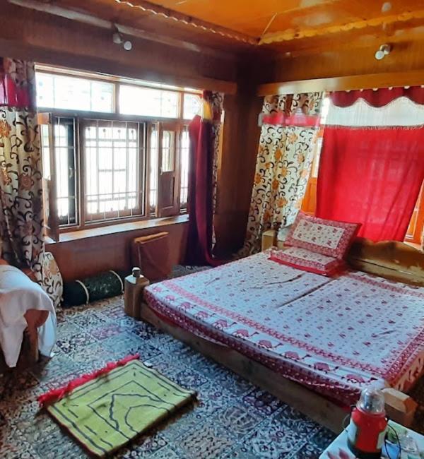 Gurez Retreat Hotell Kanzalwan Eksteriør bilde